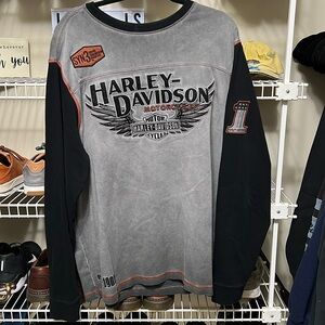 Authentic men’s long sleeve